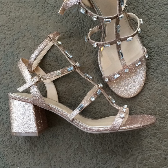 Badgley Mischka Shoes - Badgley Mischka Gold Glitter Silver Heels